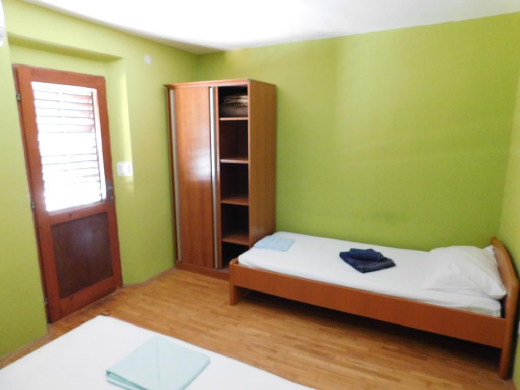 Apartments Kalafatović Drace Bagian luar foto